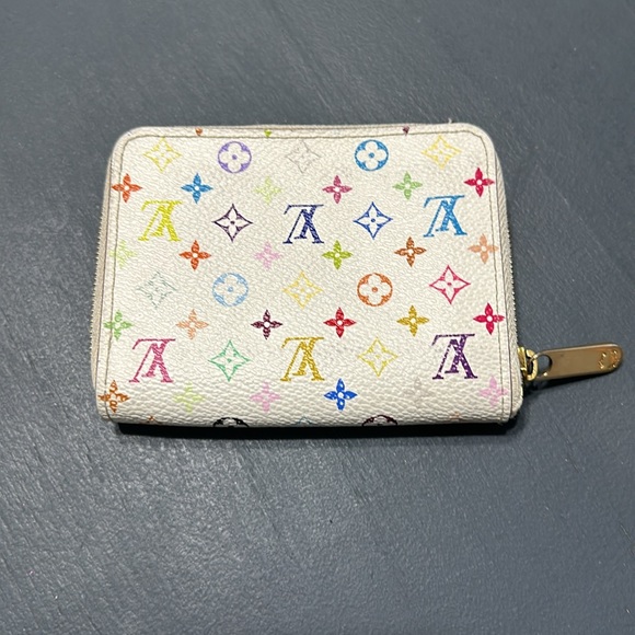 Authentic Louis Vuitton Multicolor Zippy Card Pouch - Picture 2 of 9